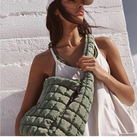 NWT Free People Movement Quilted Carryall, ships in fp bag! - Picture 8 of 9